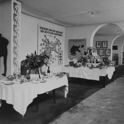Bild vergr&ouml;&szlig;ern: "Deutsche Woche" 1931 - Präsentation deutscher Erzeugnisse