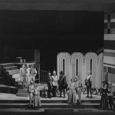Bild vergr&ouml;&szlig;ern: "Der Widerspenstigen Zähmung" am Stadttheater, Otto-von-Guerickestraße